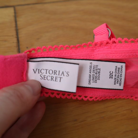 Victoria's Secret Pink Padded Bra, Size 32C - Picture 7 of 9
